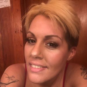 Aimee 👋🏻 dreamer 💭 dancer 💃🏻 proud wife 💍